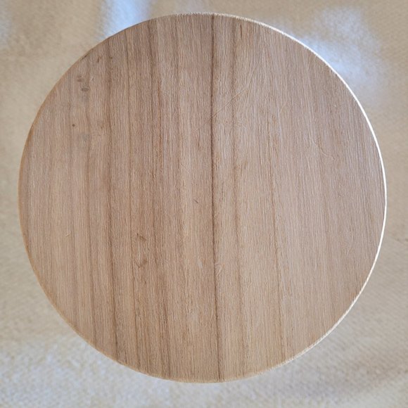 IQ Accessories Christmas Treat Jar for Dogs or Puppies Treats from Santa Paws - Picture 4 of 5